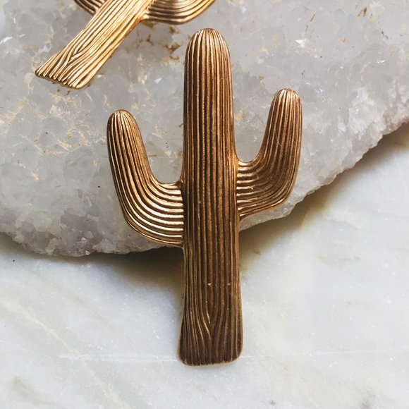 Vintage big brass happy cactus post earrings - Picture 2 of 5